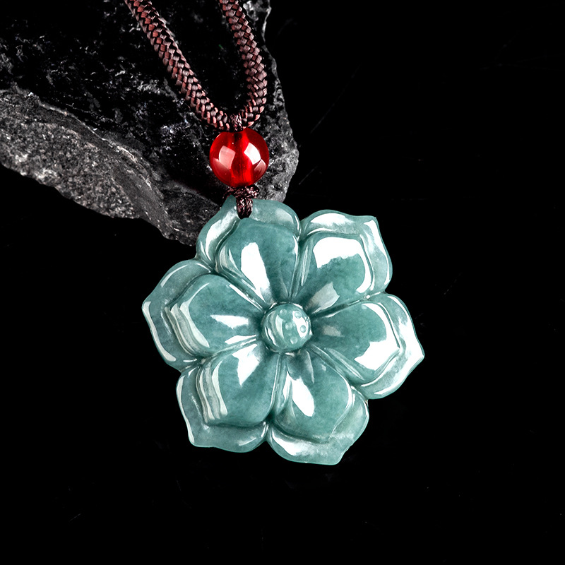 Vintage Necklace - Burmesische Jadeit-Blumenanhänger-Halskette, Stein-Modeaccessoires, Talismane, Natürlicher Edelstein,