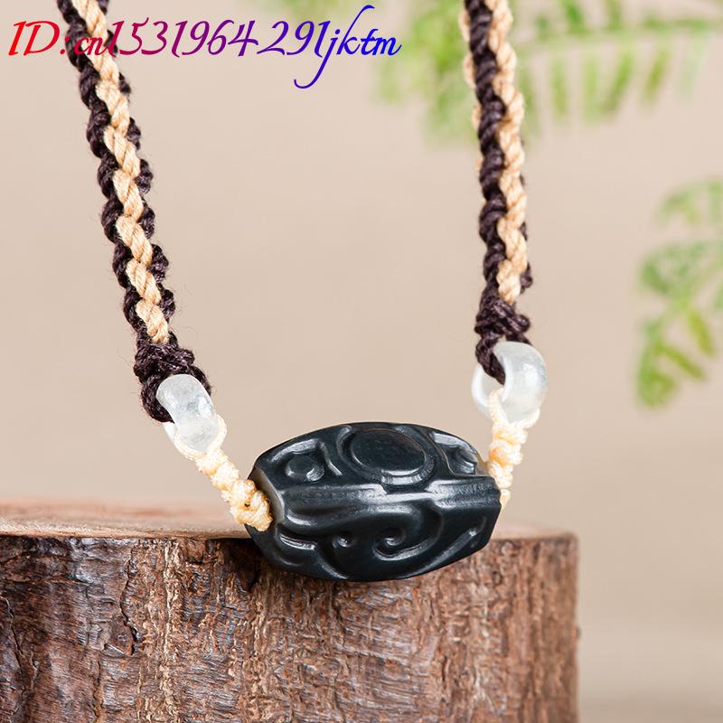 Halskette mit geschnitztem Per – Vintage Necklace Bewertung und Preis