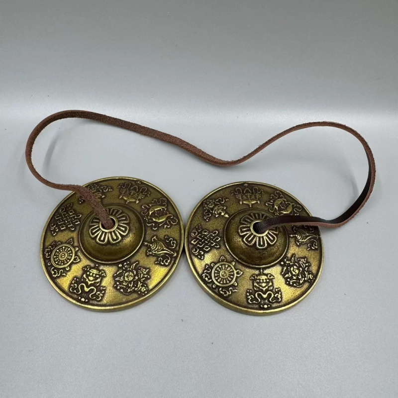 Messing-Nibor mit doppeltem Dr – Vintage Collectible Bells Bewertung und Preis