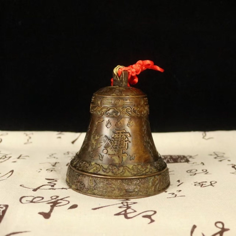 Vintage Taoistische Gegenständ – Vintage Collectible Bells Bewertung und Preis
