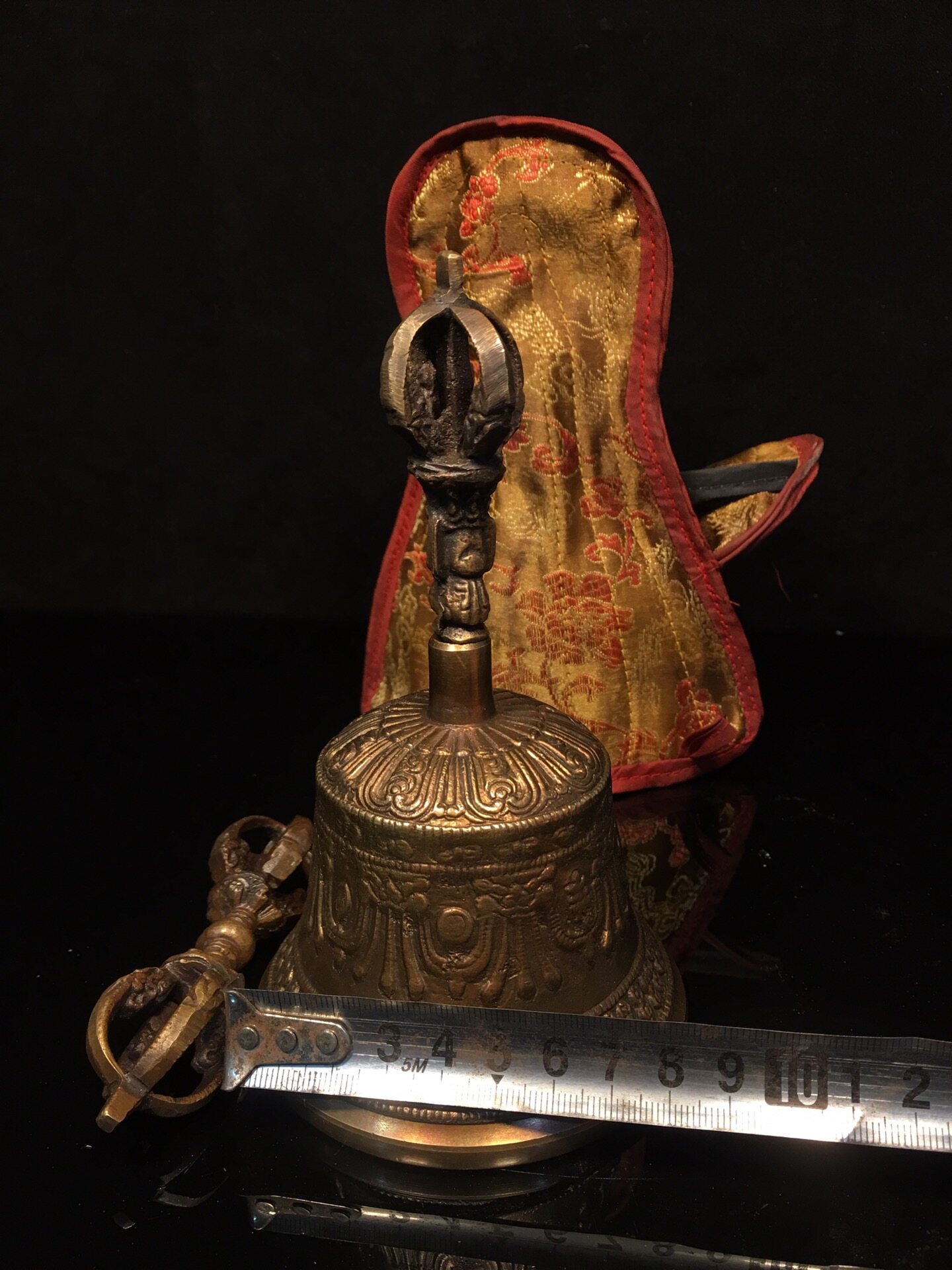 Vintage Reines Messing Vajra-G – Vintage Collectible Bells Bewertung und Preis