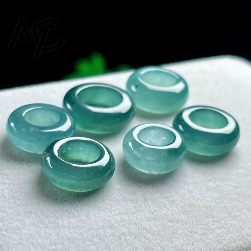 Natürlicher Smaragd Blauwasser – Vintage Necklace Bewertung und Preis