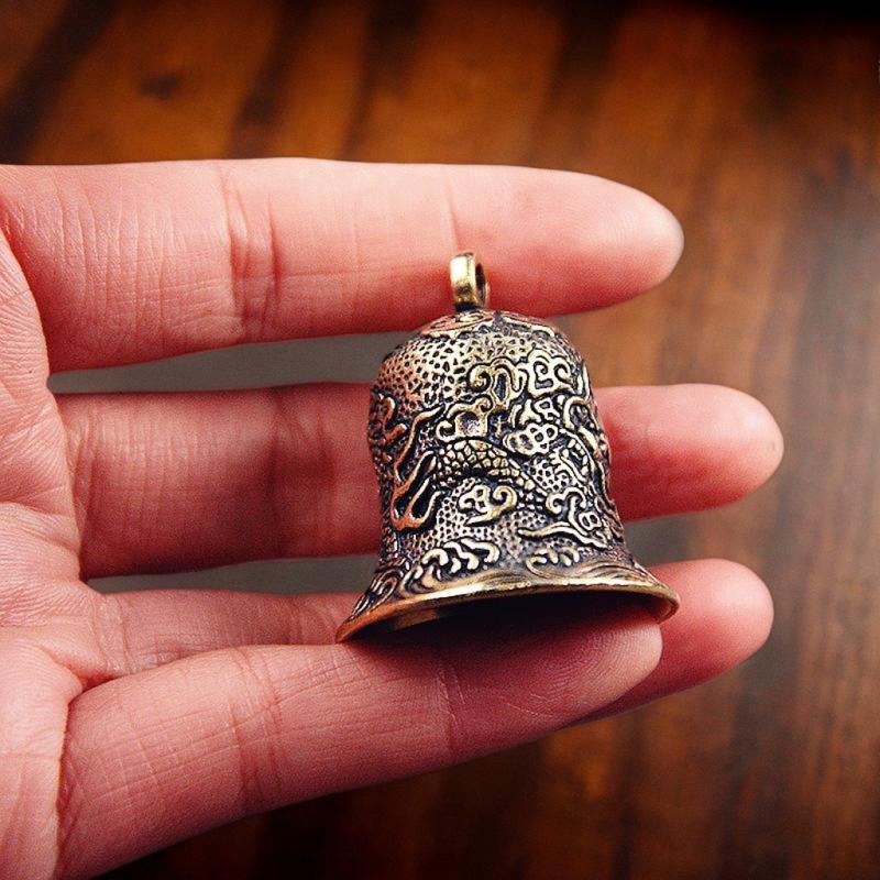 Vintage Messing Glocke geschni – Vintage Collectible Bells Bewertung und Preis